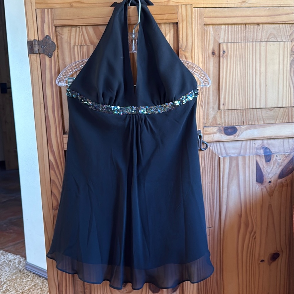 Express sequined halter top. Sz M